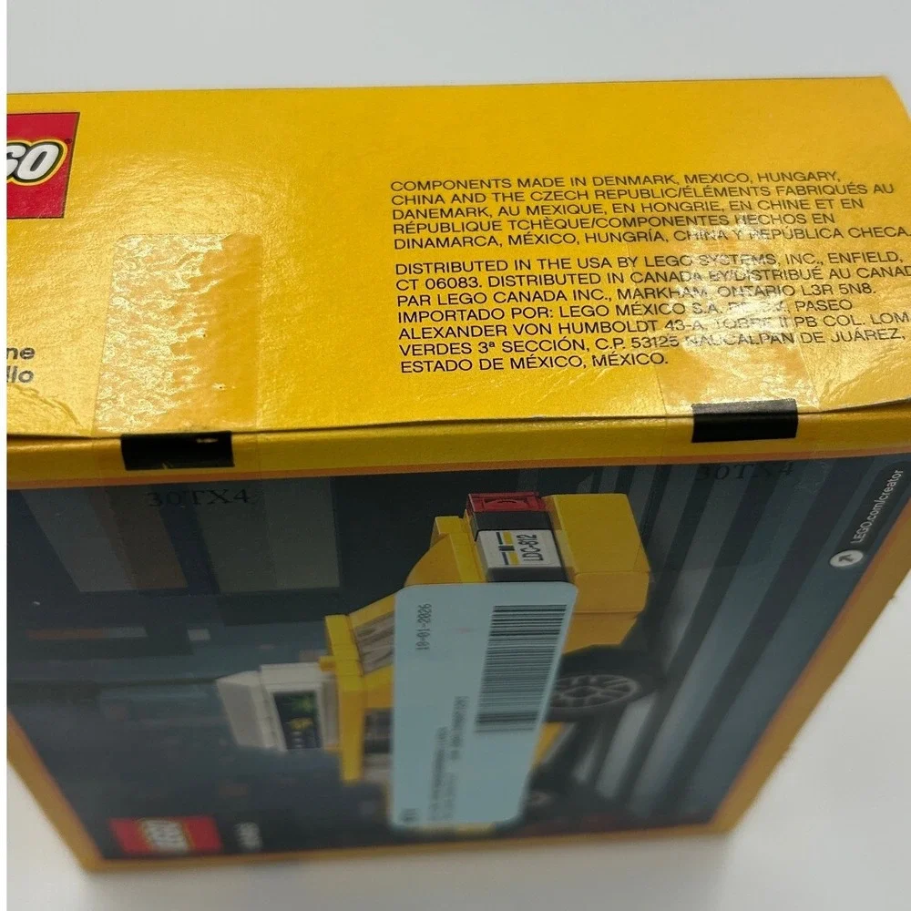 LEGO Creator Yellow Taxi 40468 Yellow New Sealed Box Damage 124pc